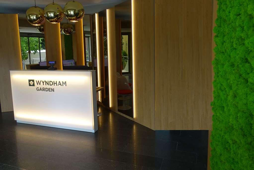 Wyndham Garden Florence Dalaman gambar